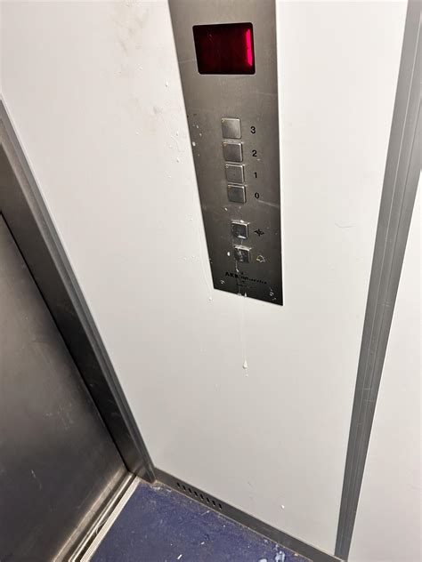 Videos Tagged with elevator .